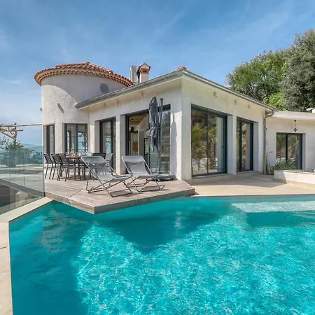 Villa Climatisee Au Lavandou Avec Vue Avec Piscine Chauffee