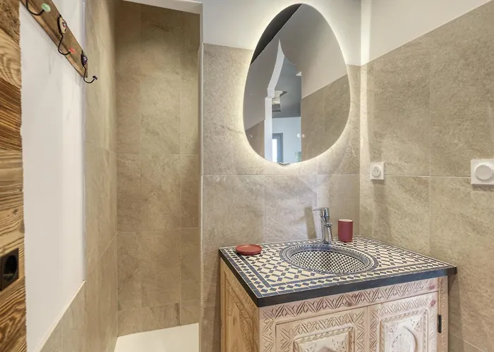 Villa Climatisee Au Lavandou Avec Vue Avec Piscine Chauffee