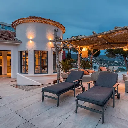 Villa Climatisee Au Lavandou Avec Vue Avec Piscine Chauffee *